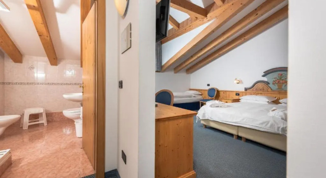 Номер Comfort Hotel Valacia