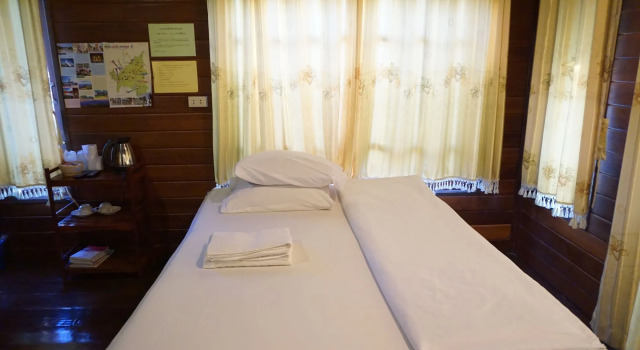 Baan Kamnan Resort, Varaa Lomakeskus Hotellit North-Eastern Thailand pysäköinnillä, Pysäköinti