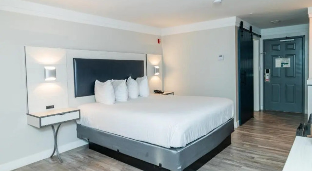 Двухместный номер с балконом Costa Art Hotel