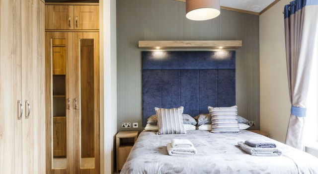 "Lyndale Lodge 18 with Hot Tub by St Andrews"