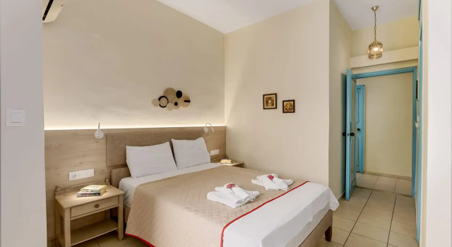Студия Sunrise Hotel & Apartments