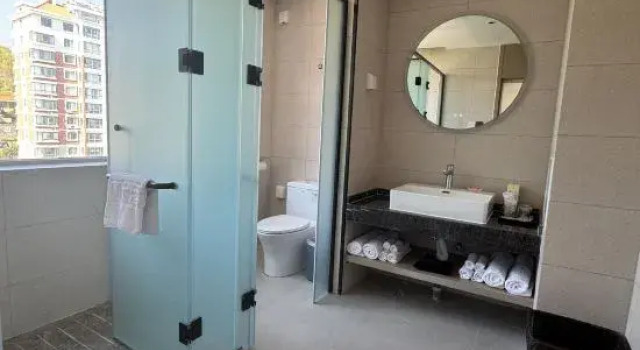 Люкс с 2 комнатами Weihai Banyuewan Hotel