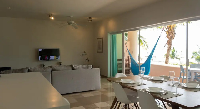 Costa Brava B2. The Horizon Right in Front Your Sight, Prenota Hotel Puerto Aventuras 
