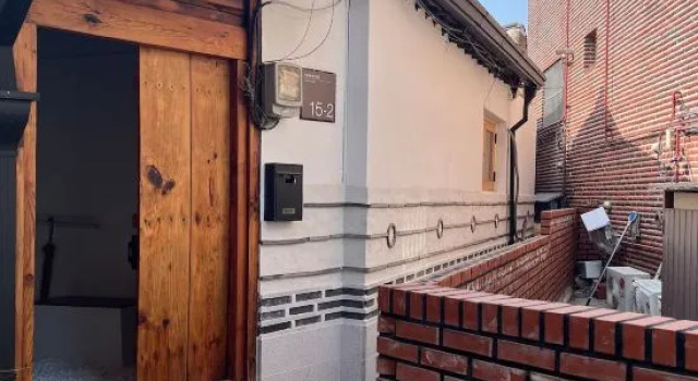 HausDa SuChon Private Yard Hanok 2BR 3BED SofaBed 8Table 5Guest, Rezervați Hotel Seul Coreea de Sud, aproape de Michael Catholic Cathedral