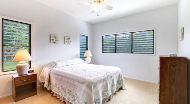 OTA - 2 Br Home, Забронировать Отель Отели Принсвилл с парковкой, рядом с Hanalei Park, Парковка