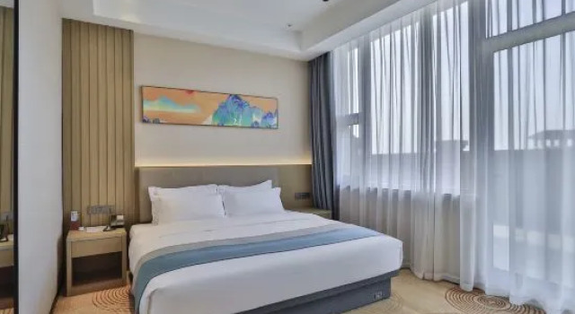 Люкс Deluxe Wuhu Lanyun Maison New Century Resort Hotel