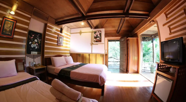 Бунгало Natural Bungalows Restaurant and Bar
