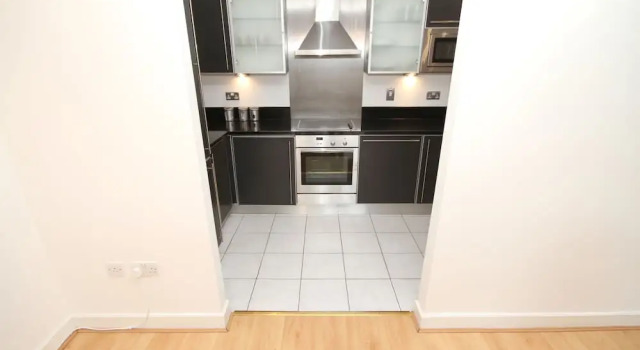 Pearse Street Sleeps 10, Забронировать Отель Отели Дублина с парковкой, рядом с Стадион для собачьих бегов Шелбурн-парк, Парковка