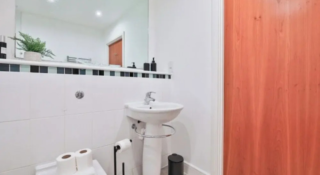 Just Stay Wales Beautiful 1 Bed Flat - Marina View, Забронировать Апартаменты/квартира Апартаменты Суонси, рядом с Dylan Thomas Centre, Апартаменты/квартира