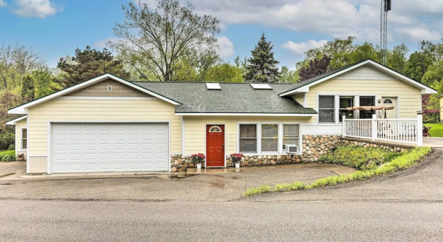 18 Mi to Crystal Mtn: Couple's Haven Near Lake, Varaa Hotelli Frankfort Michigan