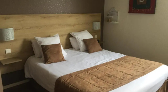 Номер Superior Le Pavillon de Rouen