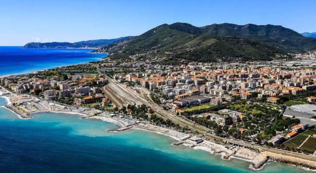 Апартаменты с 2 комнатами Ampio appartamento per 9 persone a pochi passi dal mare