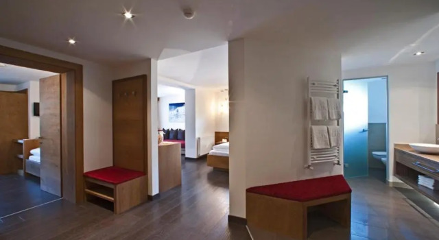 Люкс Hotel La Fradora - Dolomites Hotel