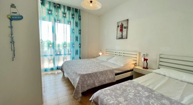 Spacious Apartment Just 200m From the sea, Забронировать Апартаменты/квартира Каорле Линьяно-Ривьера