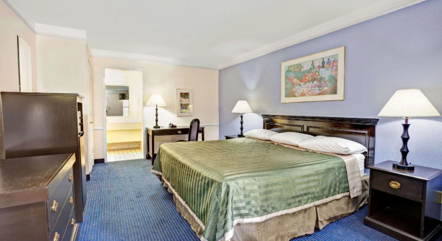 Двухместный Studio Suite Travelodge by Wyndham North Richland Hills/Dallas/Ft Worth
