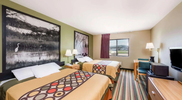 Standard Vierer Zimmer Super 8 by Wyndham Chanute
