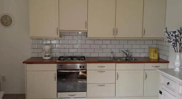 Шале c 1 комнатой с красивым видом из окна Bed and breakfast bij Hooisma