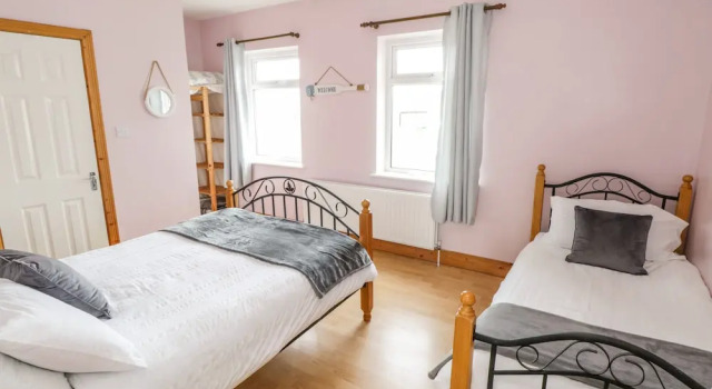 Achill View, Buchen Sie Ferienhaus Clare Island Irland