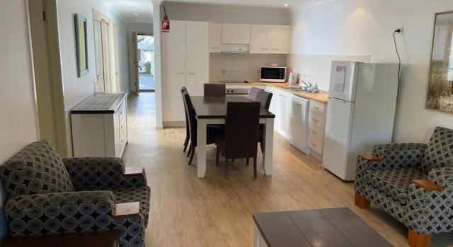 Апартаменты с 2 комнатами Byron Lakeside Holiday Apartments