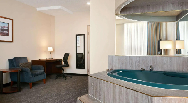 Люкс Travelodge by Wyndham Whitecourt