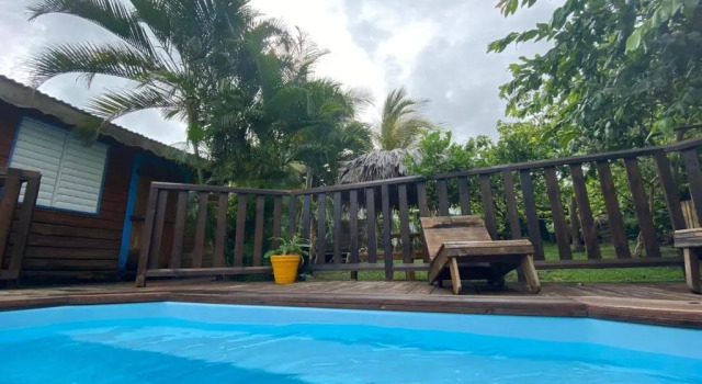 Коттедж с 2 комнатами Cottage piscine, 3 chambres, 5 min plage, BBQ