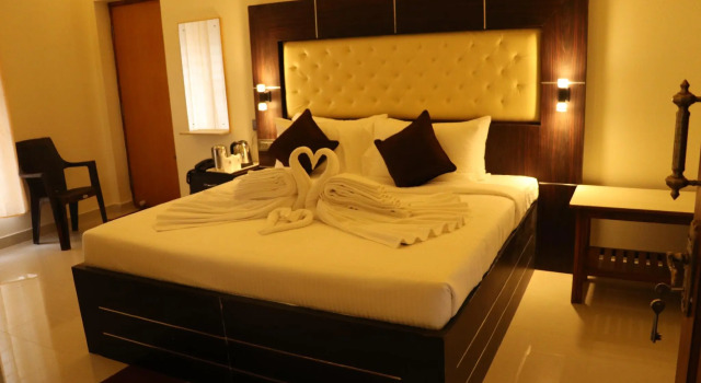 SS Silver Oaks Resort