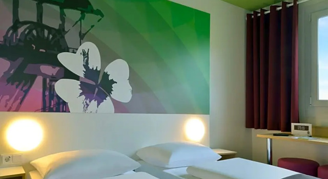 Номер Standard B&B Hotel Bochum-Herne