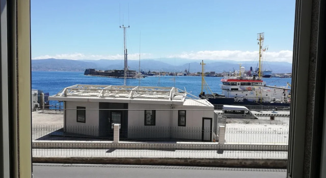 Suite Miti Dello Stretto B&B