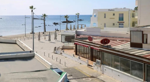 Апартаменты с видом на море Phaedrus Living: Seaside Luxury Flat Lighthouse 69