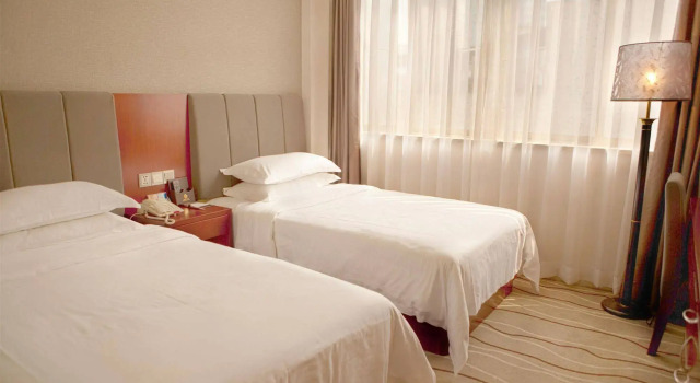 Guanghua Hotel