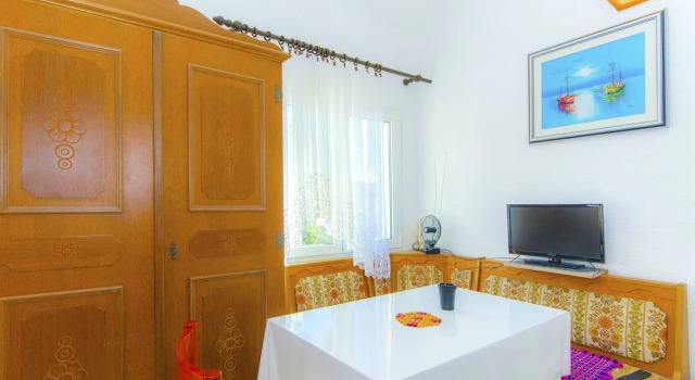 Apartments Pera