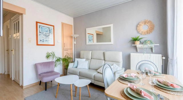 Cosy apartment 150m from the beach, Prenota Appartamento Hotel a Flanders con parcheggio, Parcheggio