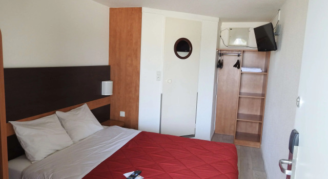 Première Classe Conflans-Sainte-Honorine, Varaa Hotelli  