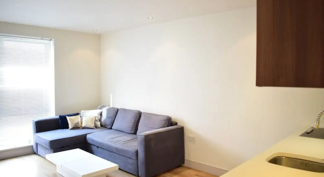 Modern Studio Apartment In Chelsea