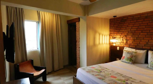 Двухместный номер Deluxe MON Hotel Boutique