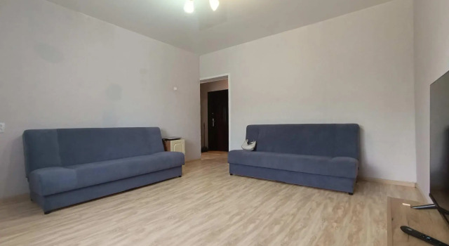 Apartment on Moskovskaya street 100, Book Apartment Hotels in Tuva Republic with Parking, Parking