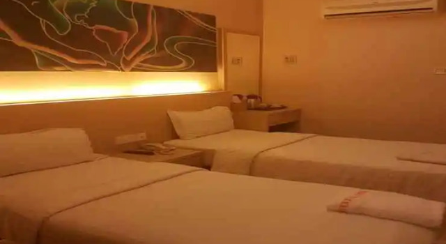 Indigo Inn  Metro Prima