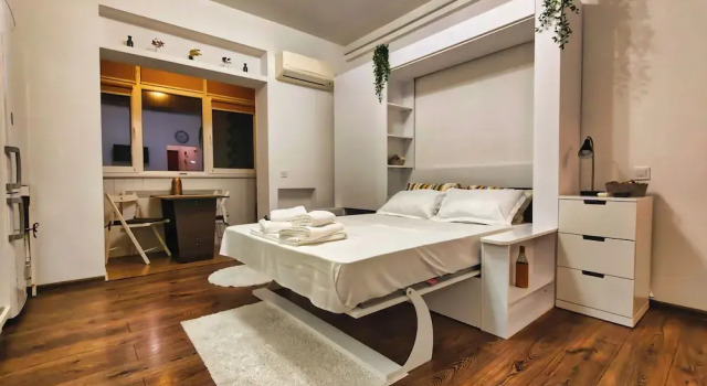 Студия Deluxe Parliament View Studio - Pumo Properties