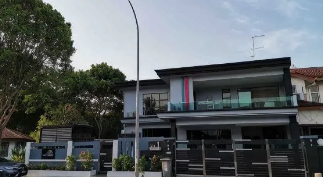 Hometel @ OneRiimba Pool | Private Pool | Karaoke, Réserver Hôtel Nusajaya 