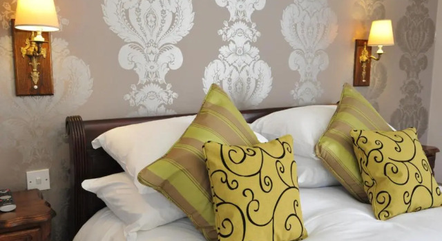 Номер Standard Royal Hotel by Greene King Inns