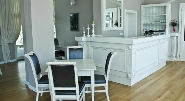 Pensiunea Belanco, Book Hotel Hoteller i Arad med parkering, Parkering