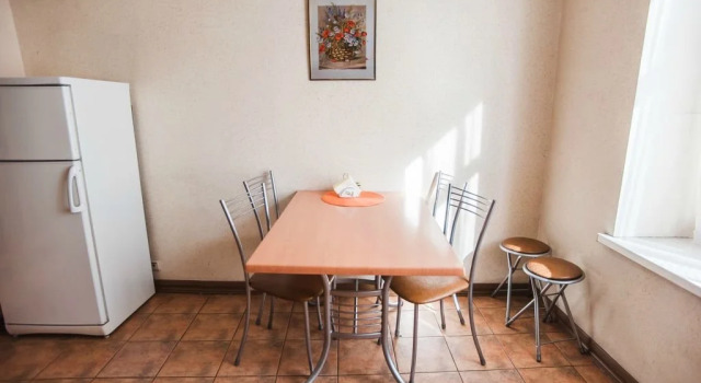 Apartment on Griboyedova 38