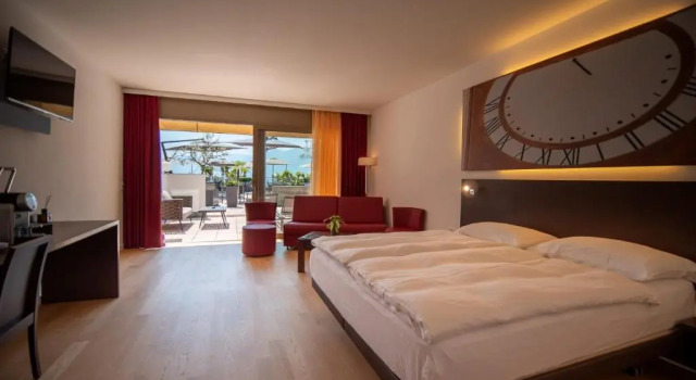 Полулюкс Hotel la Meridiana, Lake & SPA