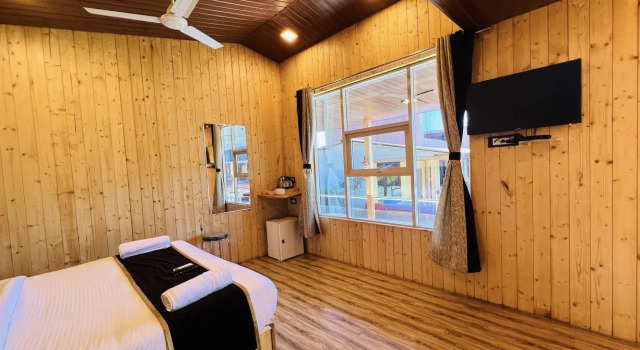 Arya Resort & Spa, Забронировать Курортный отель Отели штата Махараштры 3 звезды, 3*
