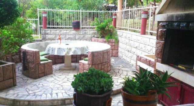 Студия Apartments Peranovic