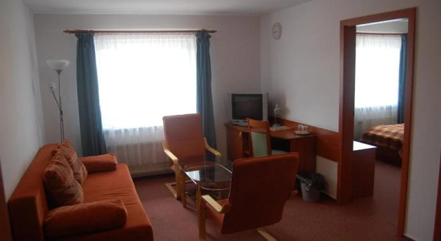 Hotel Angie, Buchen Sie Hotel Puszczykowo 