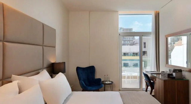 Двухместный номер Deluxe with side sea view Herbert Samuel Opera Tel Aviv