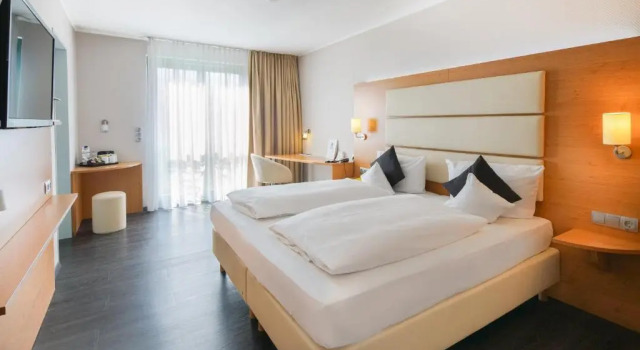 Трёхместный номер Comfort PLAZA INN Braunschweig City Süd