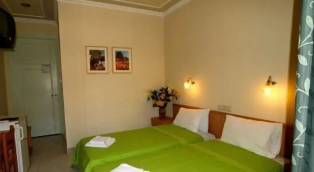 Двухместный номер Standard с балконом Kentrikon Hotel & Spa