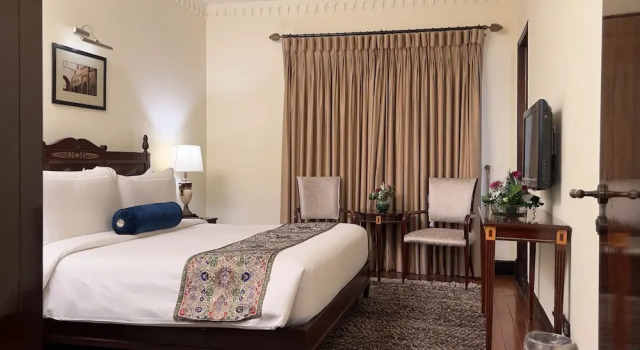 Полулюкс с 2 комнатами Heritage Luxury Suites All Suite Hotel